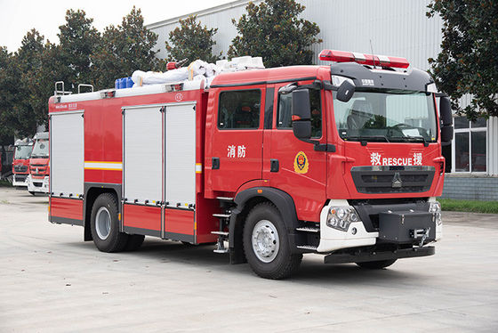 Het Systeem 6000L van SINOTRUK HOWO CAFS Brandbestrijdingsvrachtwagen